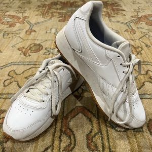 Reebok Shoes Reebok Womens Classic White Leather Ripple Trail
